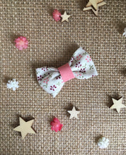 Barrette fleurie