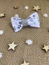 Barrette fleurie